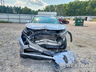 Piąte zdjęcie samochodu w środku: 2019 TOYOTA RAV4 LIMITED VIN:JTMDWRFV3KD036297 - miniatura