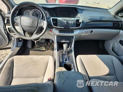 Zdjęcie 8 z 12 samochodu: 2014 HONDA ACCORD EX VIN:1HGCR2F71EA030307 - miniatura