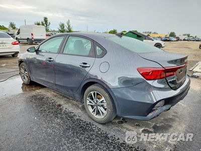 Drugie zdjęcie samochodu z przodu: 2023 KIA FORTE LXS VIN:3KPF24AD6PE641278 - miniatura