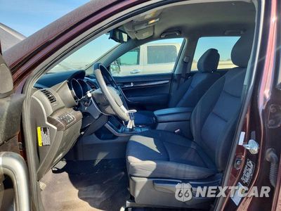 Zdjęcie 7 z 12 samochodu: 2011 KIA SORENTO LX VIN:5XYKT4A28BG181577 - miniatura
