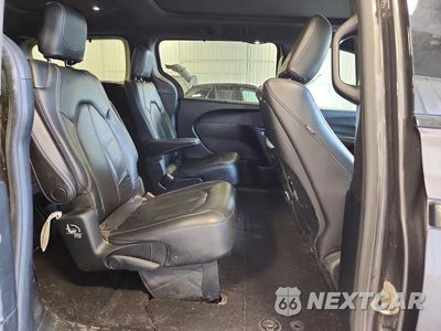Zdjęcie 11 z 14 samochodu: 2019 CHRYSLER PACIFICA TOURING L PLUS VIN:2C4RC1EG3KR576801 - miniatura