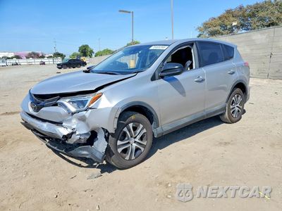 2018 TOYOTA RAV4 LE 2T3ZFREV6JW415870 - główne zdjęcie licytacji z USA - miniatura