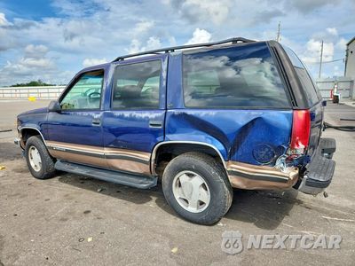 Drugie zdjęcie samochodu z przodu: 1998 CHEVROLET TAHOE K1500 VIN:1GNEK13R6WJ335810 - miniatura
