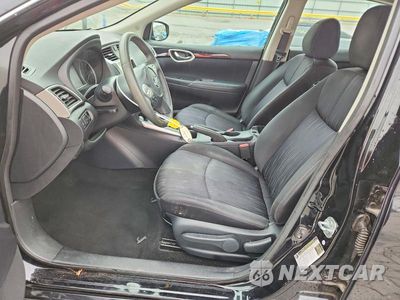 Zdjęcie 7 z 12 samochodu: 2017 NISSAN SENTRA SV VIN:3N1AB7AP8HL684882 - miniatura