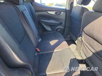 Zdjęcie 10 z 12 samochodu: 2019 NISSAN ROGUE SPORT S VIN:JN1BJ1CP8KW523645 - miniatura