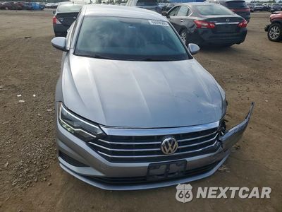 Piąte zdjęcie samochodu w środku: 2020 VOLKSWAGEN JETTA S VIN:3VWC57BU1LM089308 - miniatura