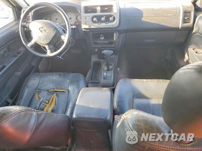 Zdjęcie 8 z 12 samochodu: 2001 NISSAN FRONTIER XE VIN:1N6ED27T41C387445 - miniatura