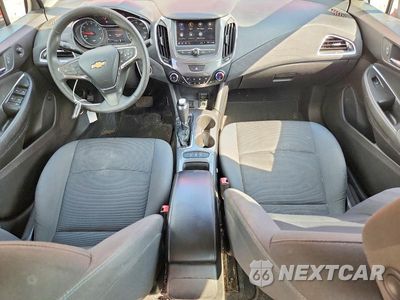 Zdjęcie 8 z 12 samochodu: 2019 CHEVROLET CRUZE LT VIN:1G1BE5SM0K7127910 - miniatura