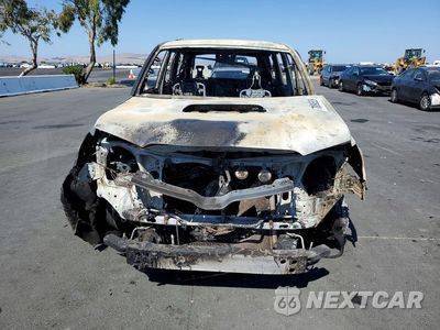 Piąte zdjęcie samochodu w środku: 2018 TOYOTA 4RUNNER TRD OFF-ROAD PREMIUM VIN:JTEBU5JR8J5591847 - miniatura