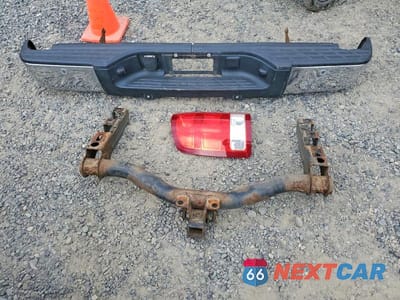 Zdjęcie 12 z 13 samochodu: 2007 GMC NEW SIERRA K1500 VIN:2GTEK19J371692805 - miniatura