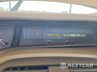 Zdjęcie 9 z 12 samochodu: 2000 TOYOTA AVALON XL VIN:4T1BF28BXYU043222 - miniatura