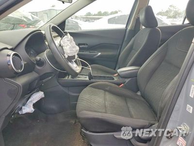 Zdjęcie 7 z 12 samochodu: 2021 NISSAN KICKS SV VIN:3N1CP5CV3ML538071 - miniatura