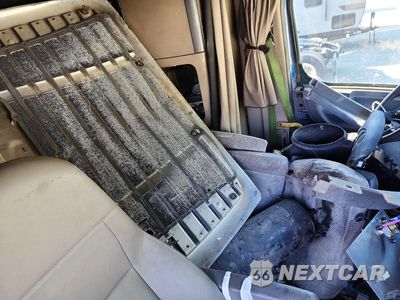 Zdjęcie 14 z 14 samochodu: 2017 FREIGHTLINER CASCADIA 125 SEMI TRUCK VIN:3AKJGLDR1HSHJ2957 - miniatura