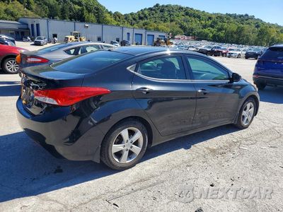 Trzecie zdjęcie samochodu z tyłu: 2013 HYUNDAI ELANTRA GLS VIN:5NPDH4AE1DH401514 - miniatura