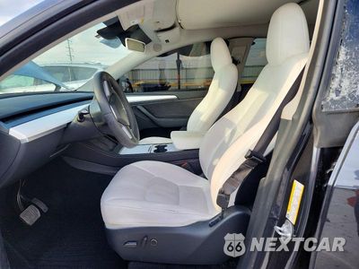 Zdjęcie 7 z 14 samochodu: 2024 TESLA MODEL Y VIN:7SAYGDEE1RA253319 - miniatura