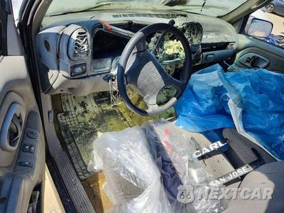 Zdjęcie 8 z 12 samochodu: 1996 CHEVROLET GMT-400 K1500 VIN:2GCEK19R8T1118801 - miniatura