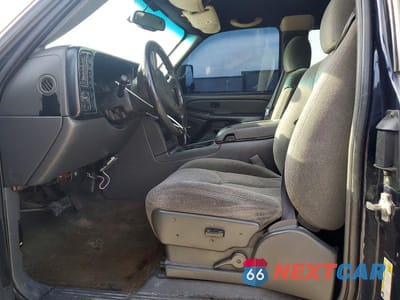 Zdjęcie 7 z 12 samochodu: 2006 CHEVROLET SILVERADO K1500 VIN:1GCEK19Z06Z123695 - miniatura