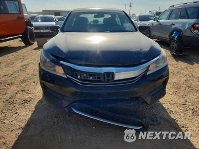 Piąte zdjęcie samochodu w środku: 2017 HONDA ACCORD LX VIN:1HGCR2F34HA085240 - miniatura
