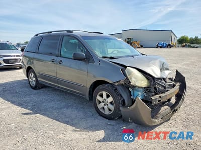 Czwarte zdjęcie samochodu z boku: 2004 TOYOTA SIENNA LE 7 PASSENGER VIN:5TDZA23C34S185055 - miniatura