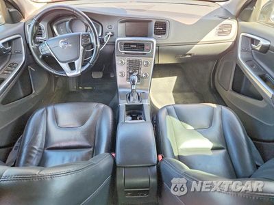 Zdjęcie 8 z 12 samochodu: 2015 VOLVO S60 PLATINUM VIN:YV1612TM8F2353126 - miniatura