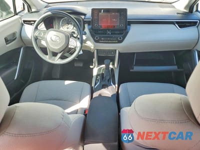 Zdjęcie 8 z 14 samochodu: 2022 TOYOTA COROLLA CROSS L VIN:7MUAAABG2NV002926 - miniatura