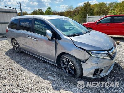 Czwarte zdjęcie samochodu z boku: 2019 HONDA ODYSSEY TOURING VIN:5FNRL6H82KB029516 - miniatura