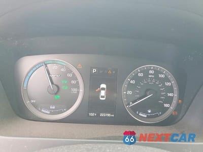 Zdjęcie 9 z 12 samochodu: 2017 HYUNDAI SONATA HYBRID SE VIN:KMHE24L3XHA063427 - miniatura