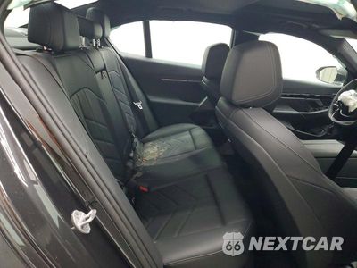 Zdjęcie 10 z 12 samochodu: 2026 BMW 530 XI VIN:WBA53FJ02TCX42558 - miniatura