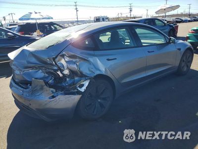 Trzecie zdjęcie samochodu z tyłu: 2025 TESLA MODEL 3 VIN:5YJ3E1EA7SF075272 - miniatura