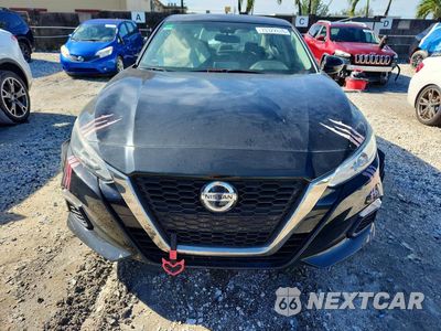 Piąte zdjęcie samochodu w środku: 2020 NISSAN ALTIMA SR VIN:1N4BL4CVXLC282770 - miniatura