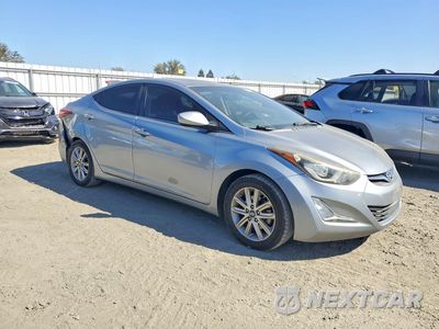 Czwarte zdjęcie samochodu z boku: 2015 HYUNDAI ELANTRA SE VIN:5NPDH4AE3FH548596 - miniatura