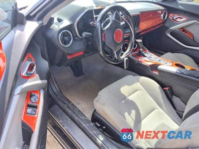Zdjęcie 8 z 12 samochodu: 2017 CHEVROLET CAMARO LT VIN:1G1FB1RX8H0141087 - miniatura