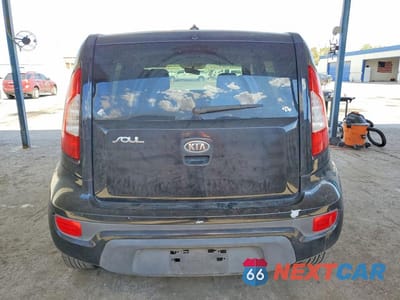 Zdjęcie 6 z 12 samochodu: 2012 KIA SOUL + VIN:KNDJT2A67C7742837 - miniatura