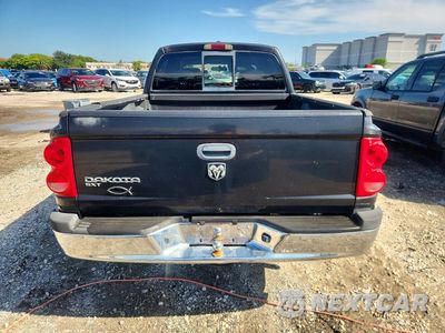 Zdjęcie 6 z 12 samochodu: 2007 DODGE DAKOTA QUAD VIN:1D7HE28K07S259243 - miniatura