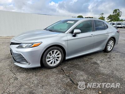 2022 TOYOTA CAMRY LE 4T1C11AK7NU075130 - główne zdjęcie licytacji z USA - miniatura