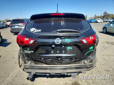 Zdjęcie 6 z 13 samochodu: 2018 NISSAN ROGUE SPORT S VIN:JN1BJ1CP1JW190445 - miniatura