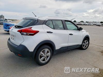 Trzecie zdjęcie samochodu z tyłu: 2018 NISSAN KICKS S VIN:3N1CP5CU6JL518321 - miniatura