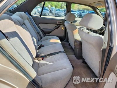 Zdjęcie 10 z 12 samochodu: 1996 TOYOTA CAMRY LE VIN:4T1BG12K9TU689666 - miniatura