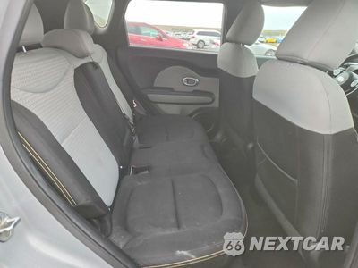 Zdjęcie 10 z 12 samochodu: 2015 KIA SOUL + VIN:KNDJP3A59F7772928 - miniatura