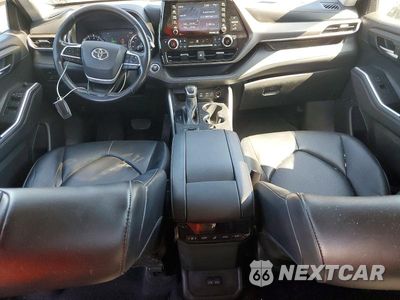 Zdjęcie 8 z 13 samochodu: 2022 TOYOTA HIGHLANDER XLE VIN:5TDGZRBH8NS191912 - miniatura