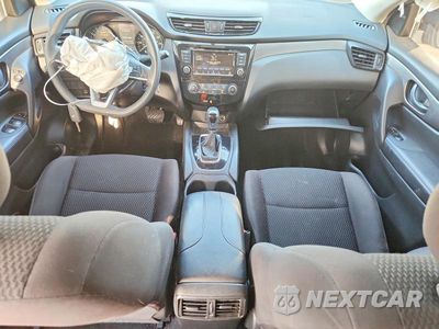 Zdjęcie 8 z 13 samochodu: 2019 NISSAN ROGUE SPORT S VIN:JN1BJ1CP3KW240635 - miniatura