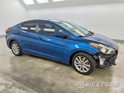 Czwarte zdjęcie samochodu z boku: 2014 HYUNDAI ELANTRA SE VIN:KMHDH4AE7EU158102 - miniatura
