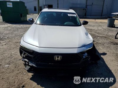 Piąte zdjęcie samochodu w środku: 2025 HONDA ACCORD HYBRID SPORT VIN:1HGCY2F53SA089131 - miniatura