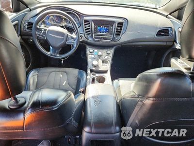 Zdjęcie 8 z 12 samochodu: 2015 CHRYSLER 200 S VIN:1C3CCCBB2FN757132 - miniatura