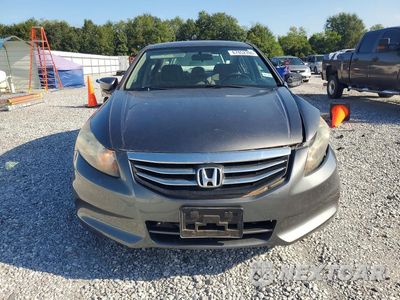 Piąte zdjęcie samochodu w środku: 2012 HONDA ACCORD LX VIN:1HGCP2F34CA108451 - miniatura