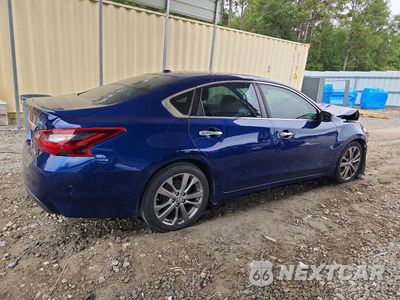 Trzecie zdjęcie samochodu z tyłu: 2018 NISSAN ALTIMA 2.5 SR VIN:1N4AL3AP1JC148852 - miniatura