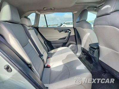 Zdjęcie 11 z 13 samochodu: 2023 TOYOTA RAV4 XLE PREMIUM VIN:2T3A1RFV8PW407563 - miniatura