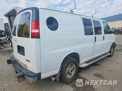 Trzecie zdjęcie samochodu z tyłu: 2017 GMC SAVANA G2500 VIN:1GTW7AFF4H1906858 - miniatura