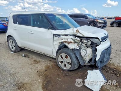 Czwarte zdjęcie samochodu z boku: 2015 KIA SOUL BASE VIN:KNDJN2A23F7129531 - miniatura