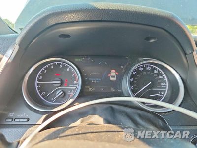 Zdjęcie 9 z 12 samochodu: 2018 TOYOTA CAMRY XLE VIN:4T1B11HK5JU027184 - miniatura